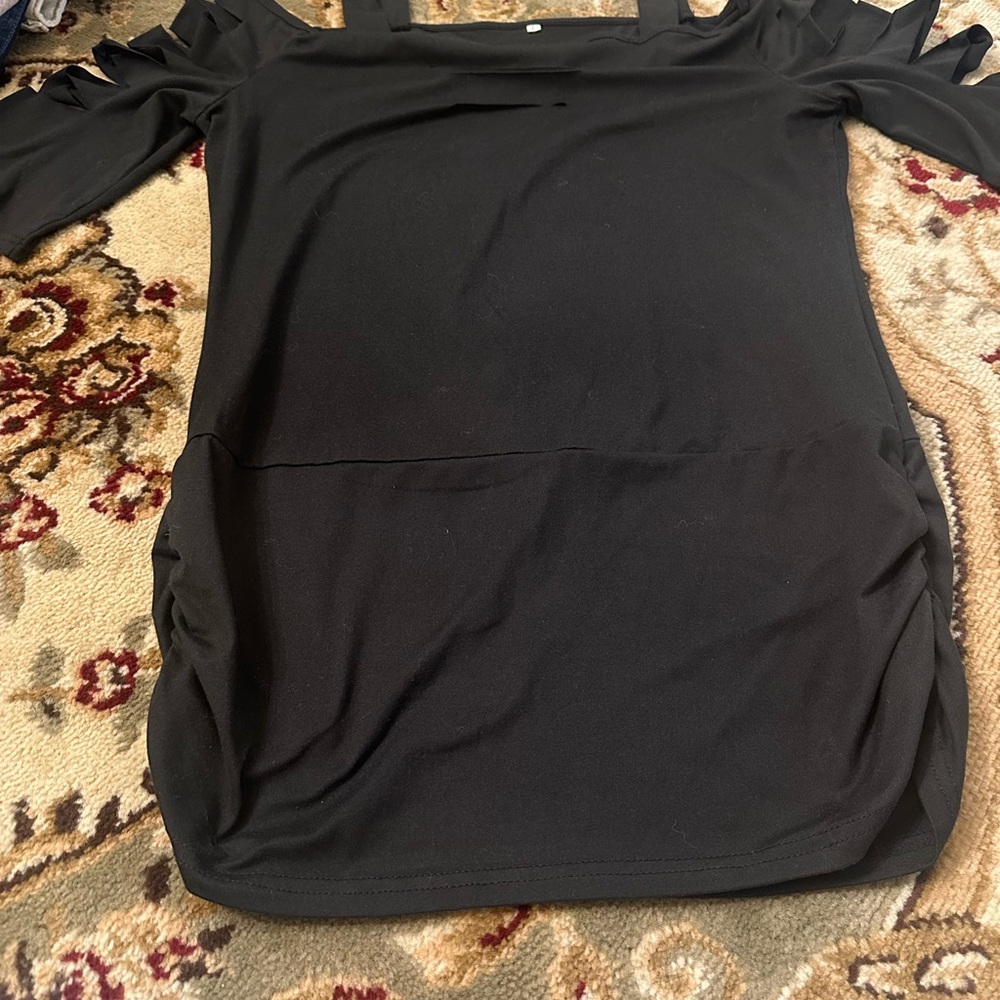 Chic Black Cold Shoulder Top